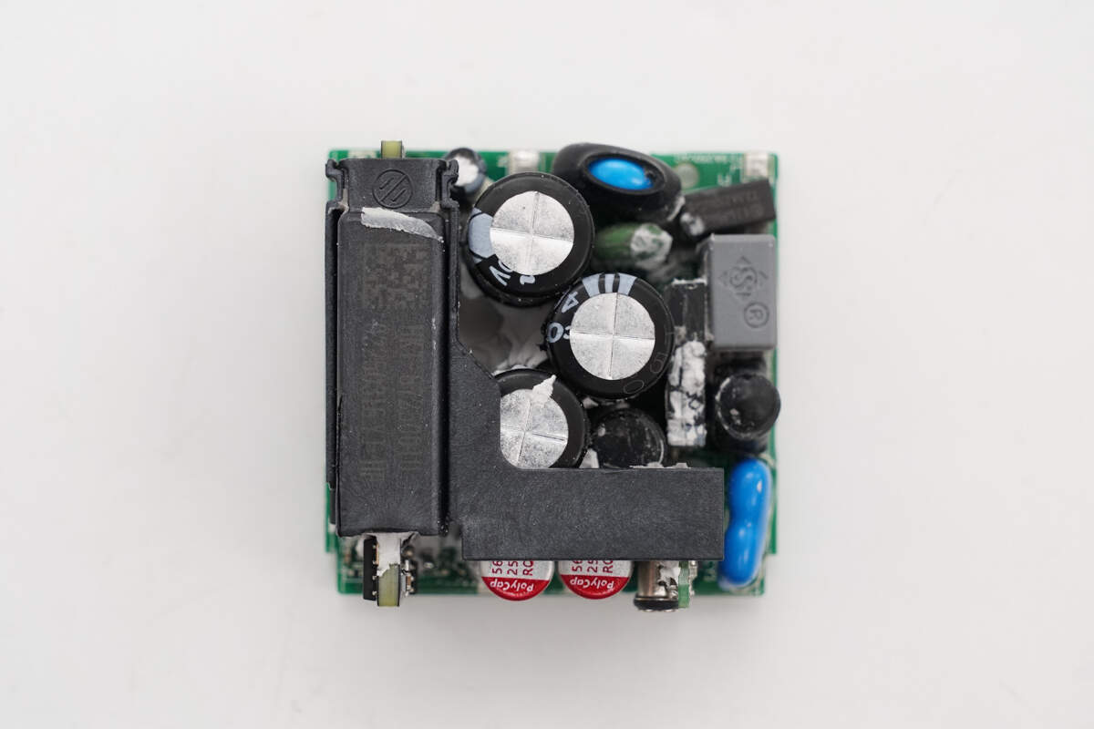 Teardown of Huawei 100W SuperCharge GaN Charger (HW-200500C03)-Chargerlab