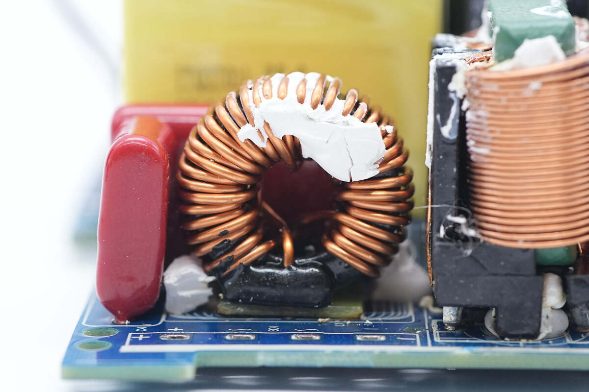 Teardown of CUKTECH 30 Charging Station Ultra (TA3005U)-Chargerlab
