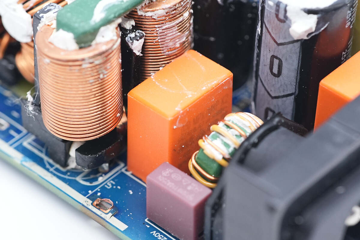 Teardown of CUKTECH 30 Charging Station Ultra (TA3005U)-Chargerlab