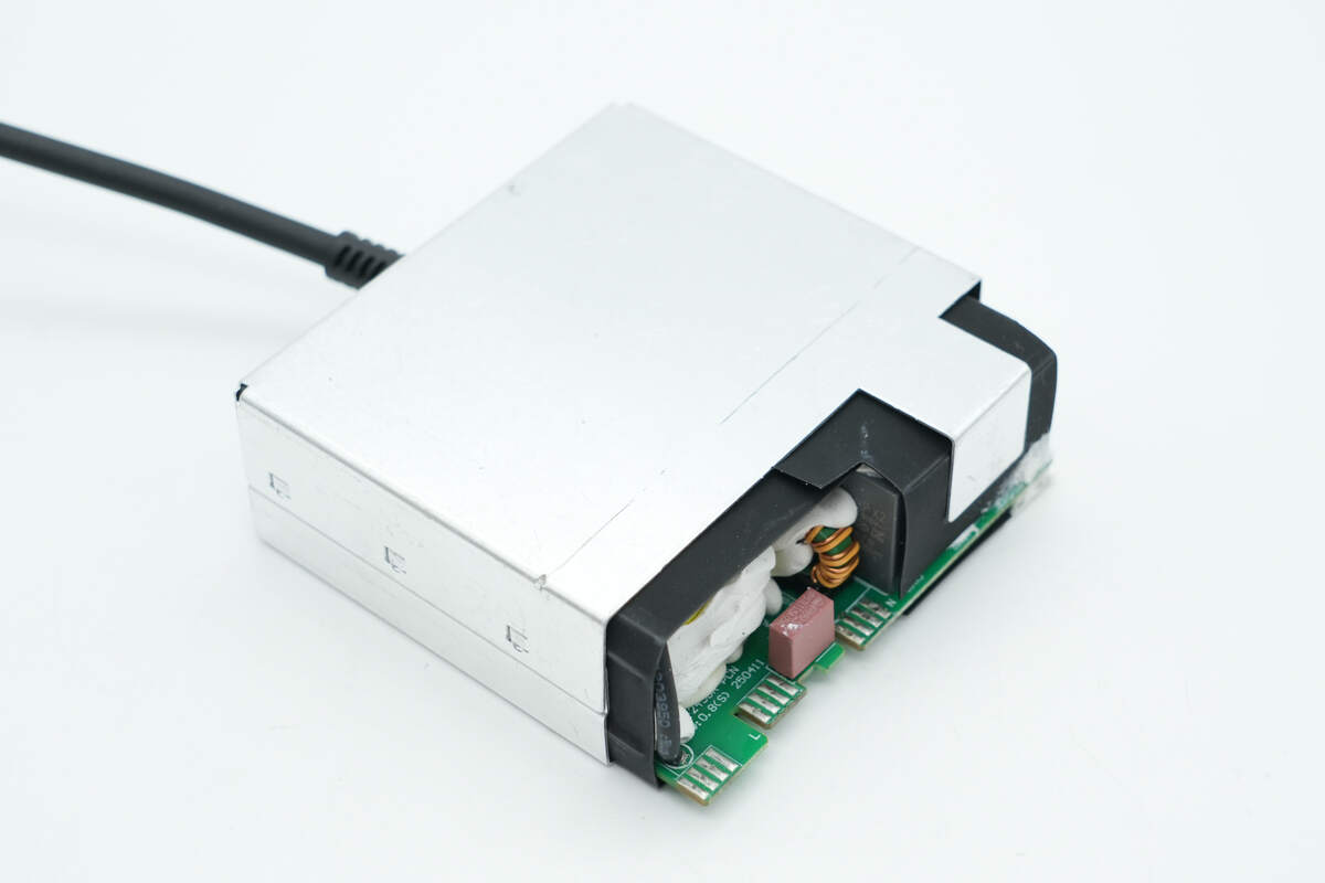 Teardown of Lenovo Legion 245W GaN Adapter (LA245)-Chargerlab