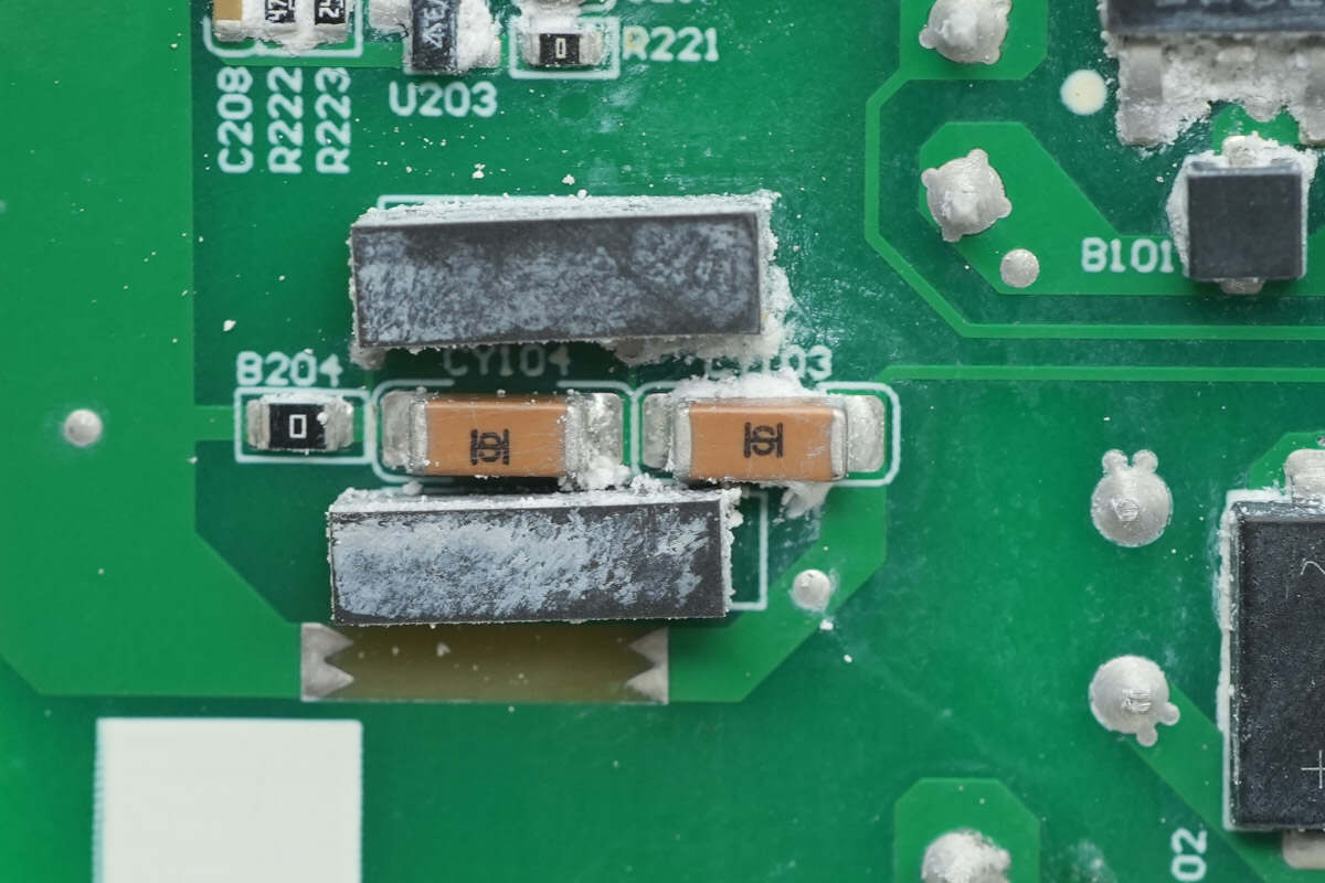 Teardown of Lenovo Legion 245W GaN Adapter (LA245)-Chargerlab