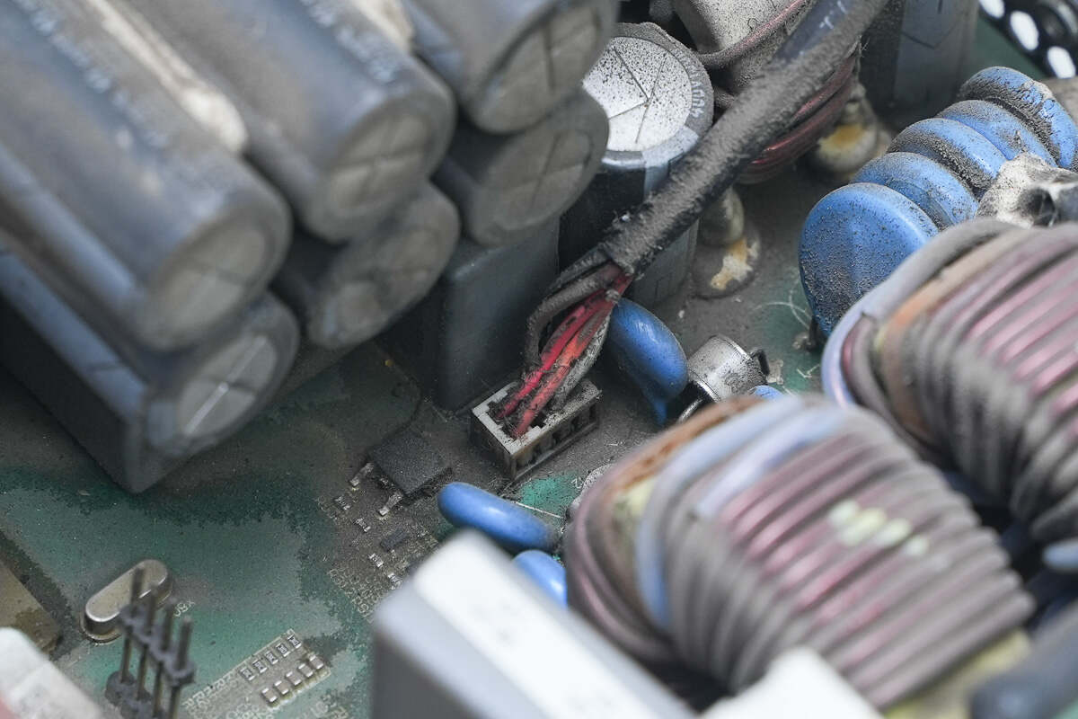 Teardown of MEGMEET MR750‑20V 15 kW DC Charging Module-Chargerlab