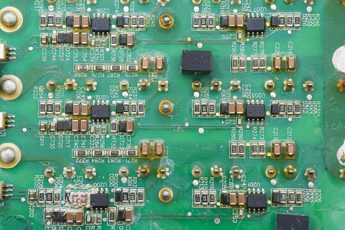 Teardown of MEGMEET MR750‑20V 15 kW DC Charging Module-Chargerlab