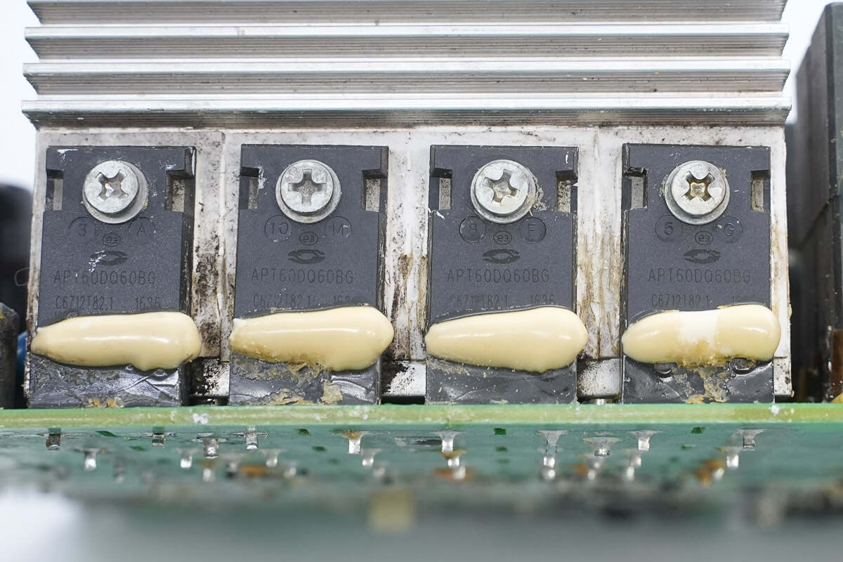 Teardown of MEGMEET MR750‑20V 15 kW DC Charging Module-Chargerlab