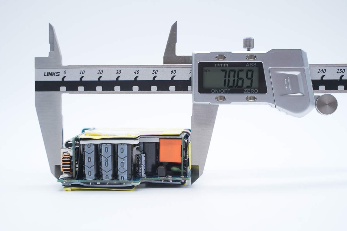 Teardown of CUKTECH 10 GaN Charger Ultra (AD1204U)-Chargerlab