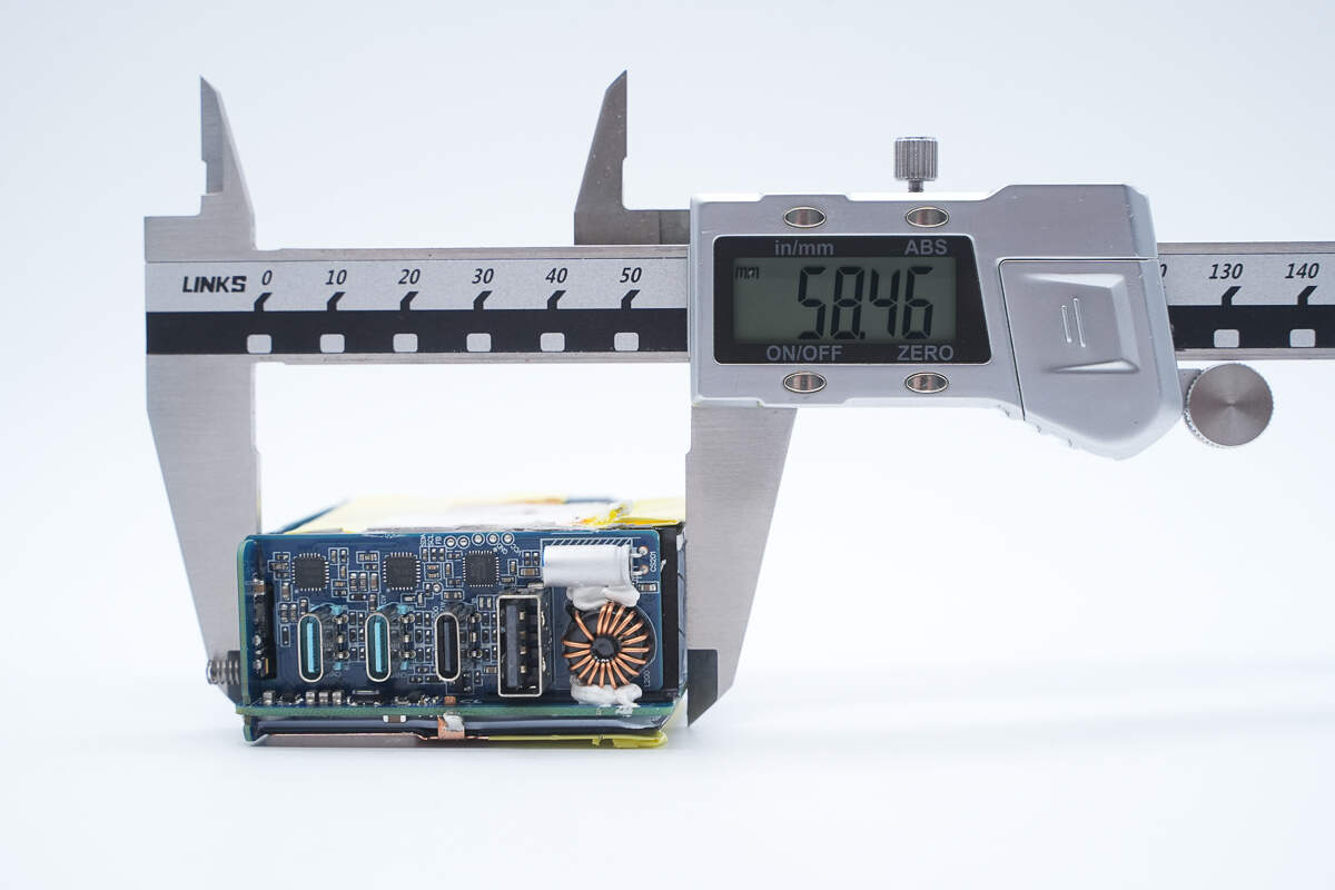 Teardown of CUKTECH 10 GaN Charger Ultra (AD1204U)-Chargerlab