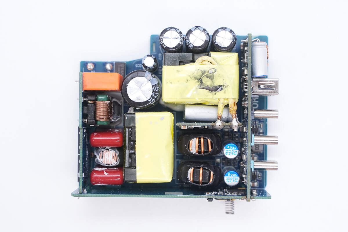 Teardown of CUKTECH 10 GaN Charger Ultra (AD1204U)-Chargerlab