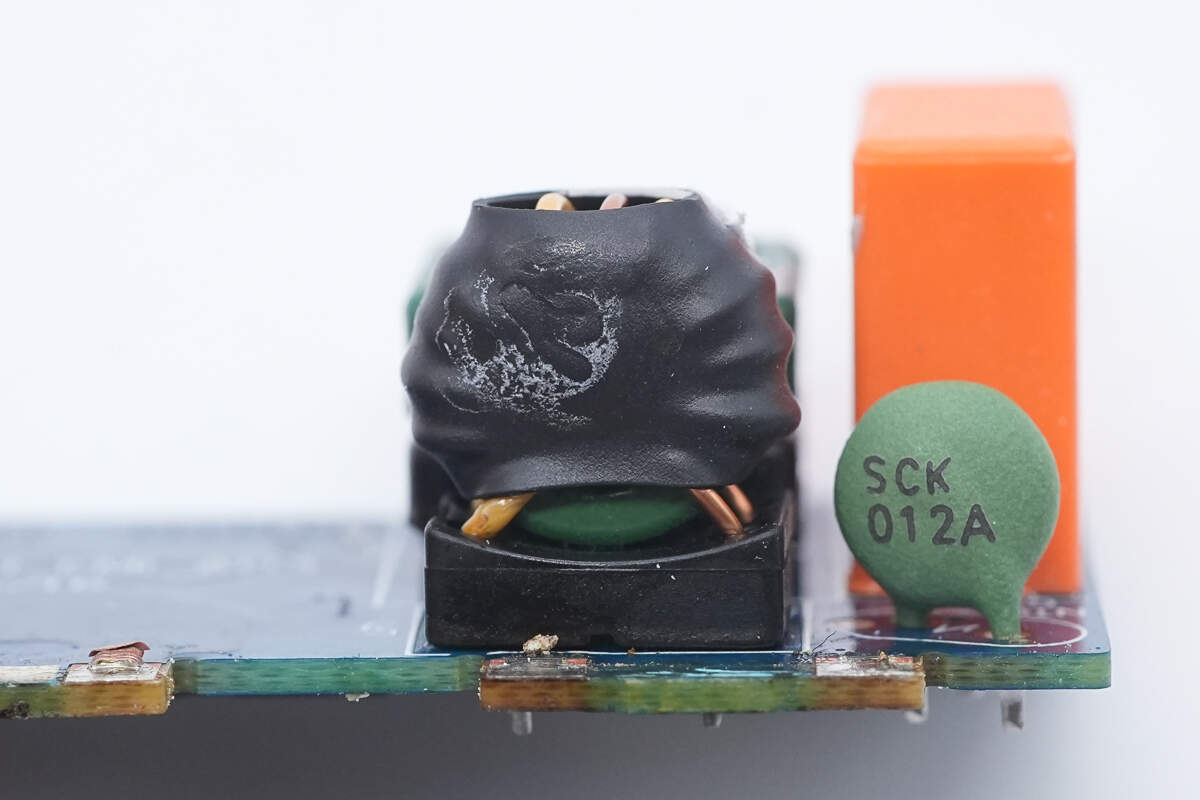 Teardown of CUKTECH 10 GaN Charger Ultra (AD1204U)-Chargerlab