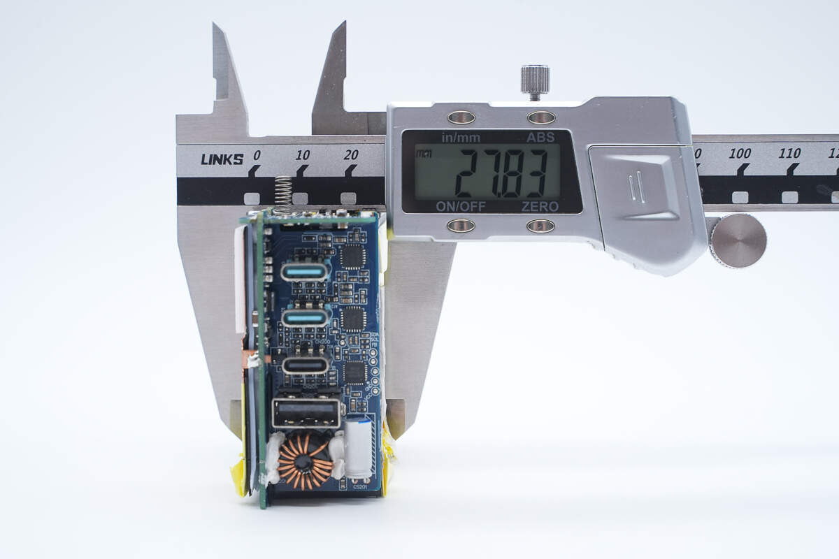 Teardown of CUKTECH 10 GaN Charger Ultra (AD1204U)-Chargerlab
