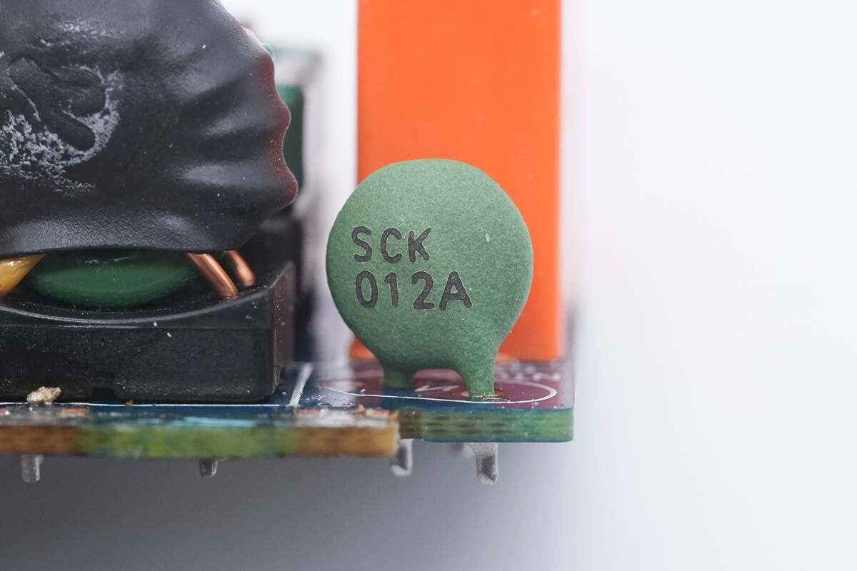 Teardown of CUKTECH 10 GaN Charger Ultra (AD1204U)-Chargerlab