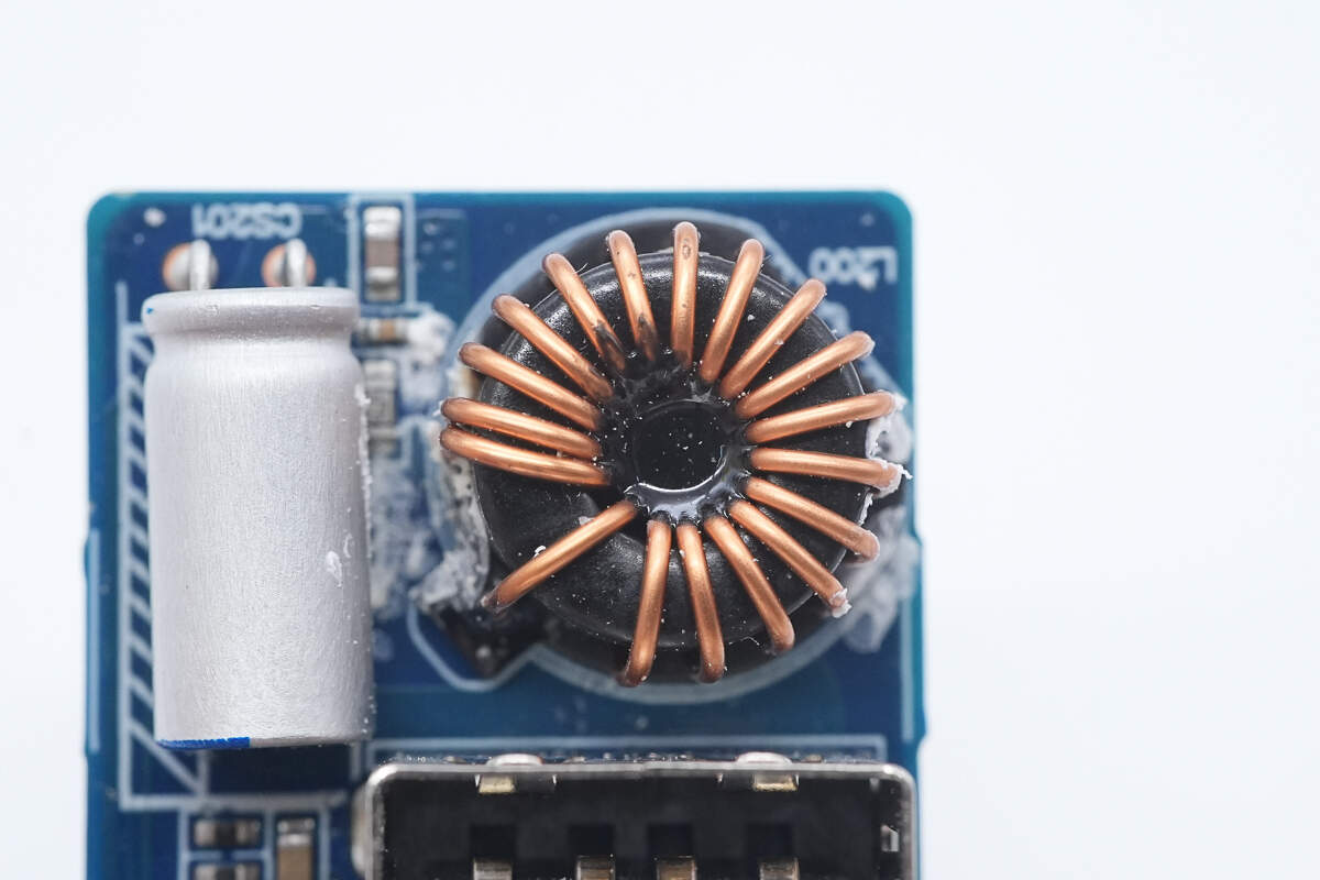 Teardown of CUKTECH 10 GaN Charger Ultra (AD1204U)-Chargerlab