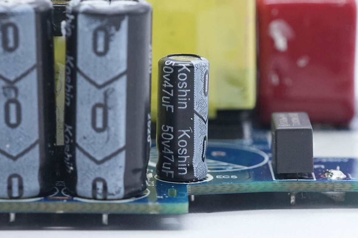 Teardown of CUKTECH 10 GaN Charger Ultra (AD1204U)-Chargerlab