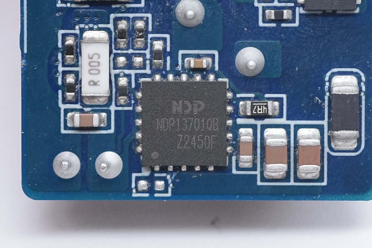 Teardown of CUKTECH 10 GaN Charger Ultra (AD1204U)-Chargerlab