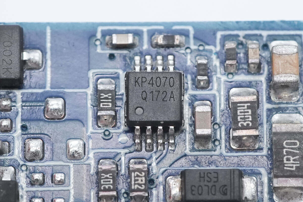 Teardown of CUKTECH 10 GaN Charger Ultra (AD1204U)-Chargerlab