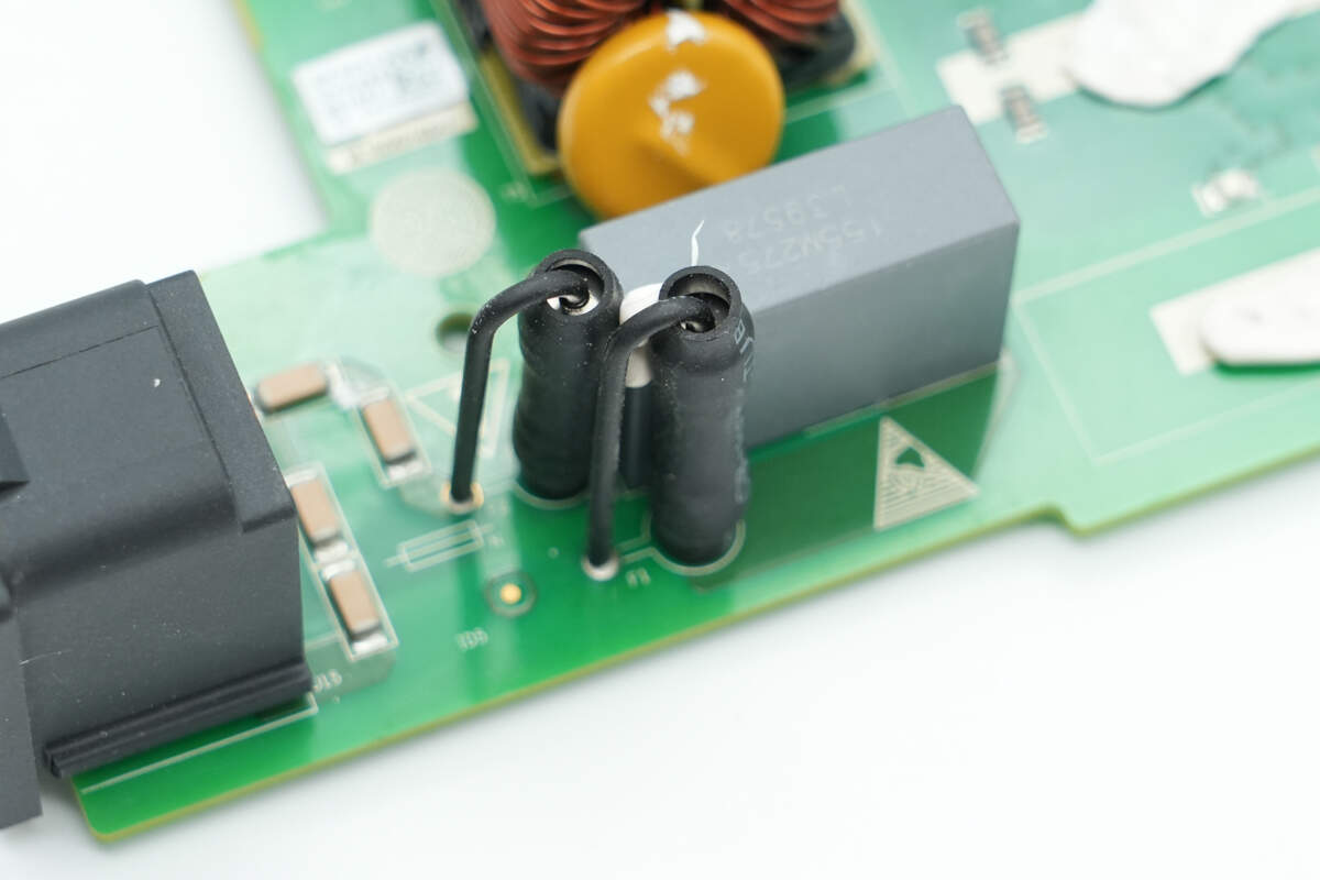 Teardown of xFusion’s FusionWatt 2000W Platinum Server Power Supply-Chargerlab