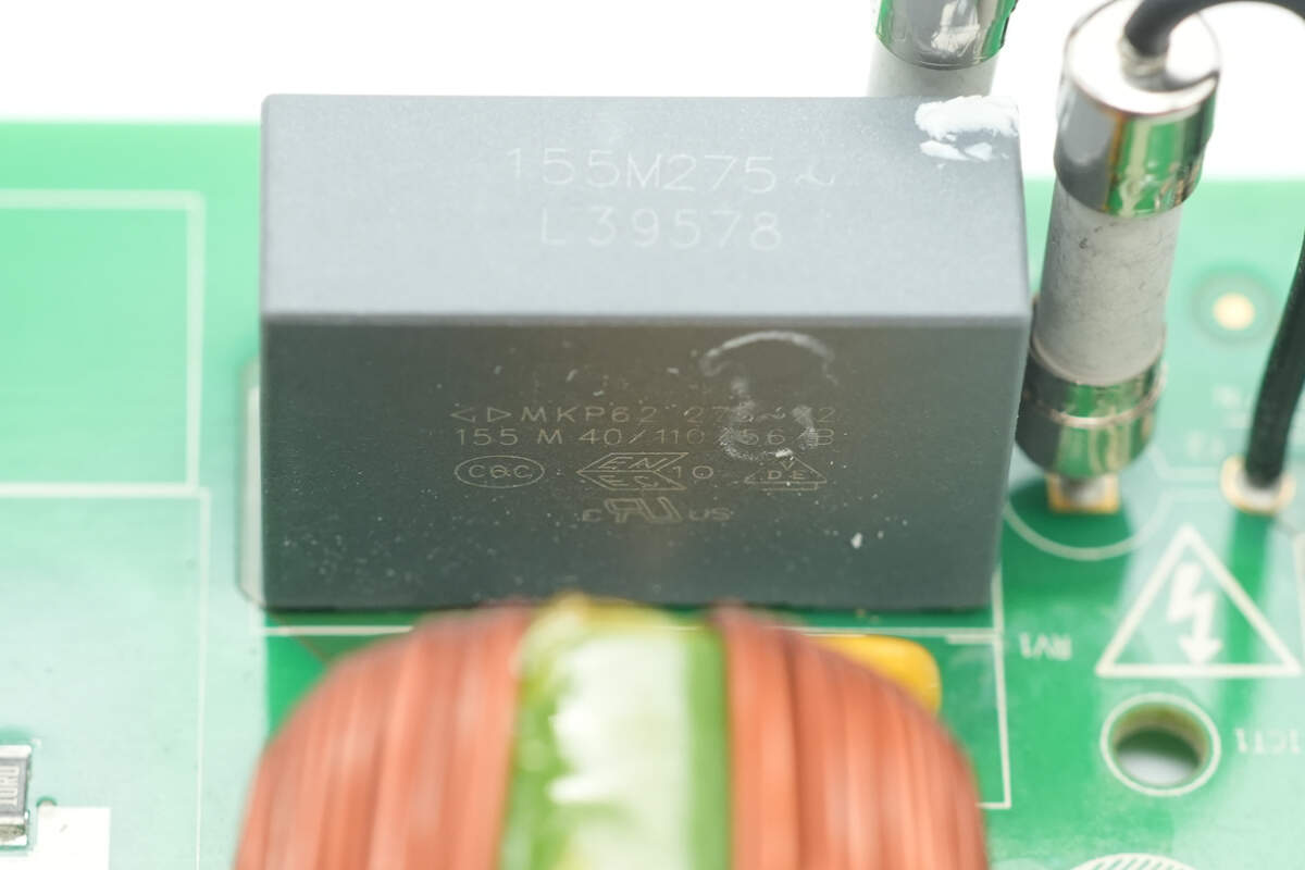 Teardown of xFusion’s FusionWatt 2000W Platinum Server Power Supply-Chargerlab