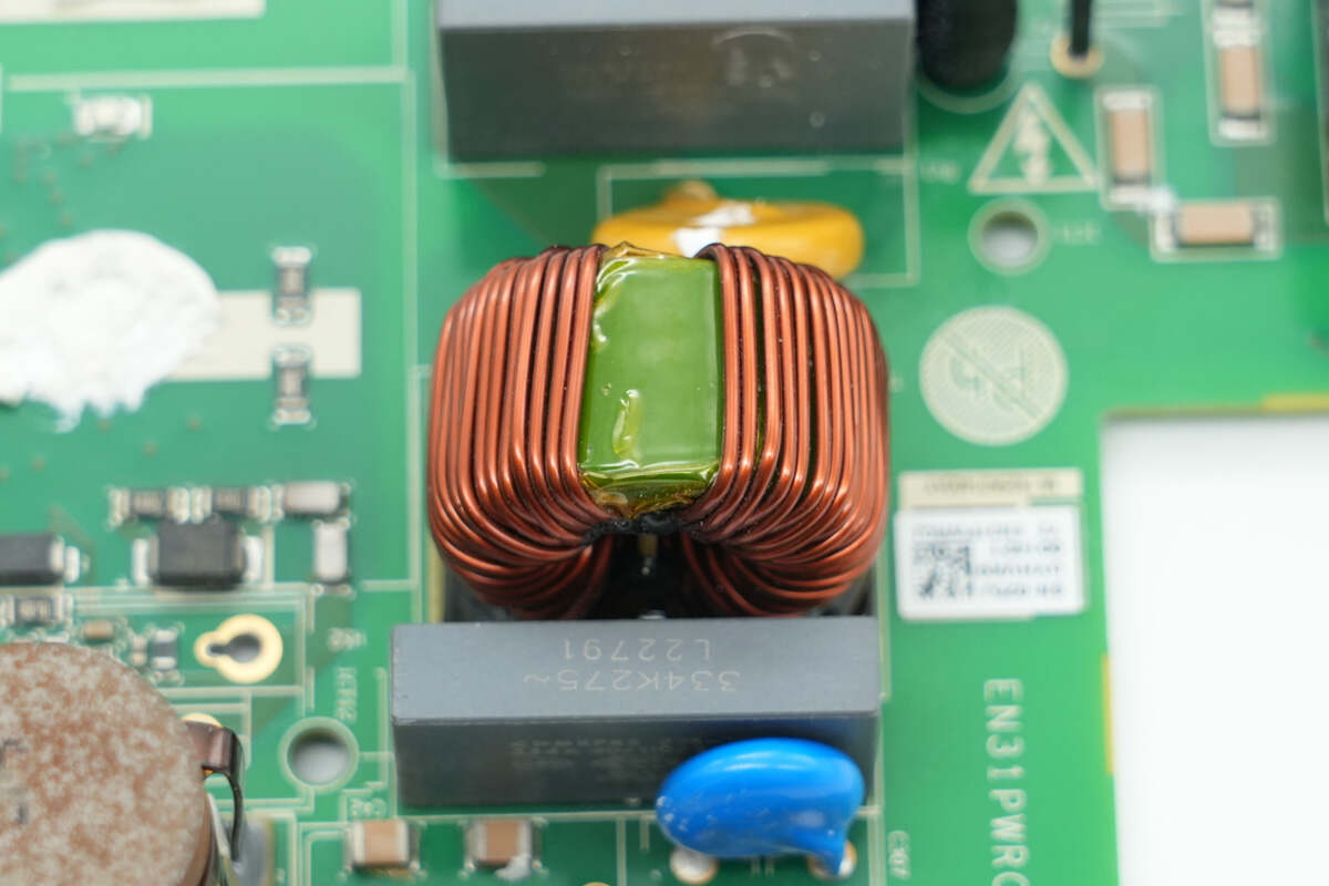 Teardown of xFusion’s FusionWatt 2000W Platinum Server Power Supply-Chargerlab