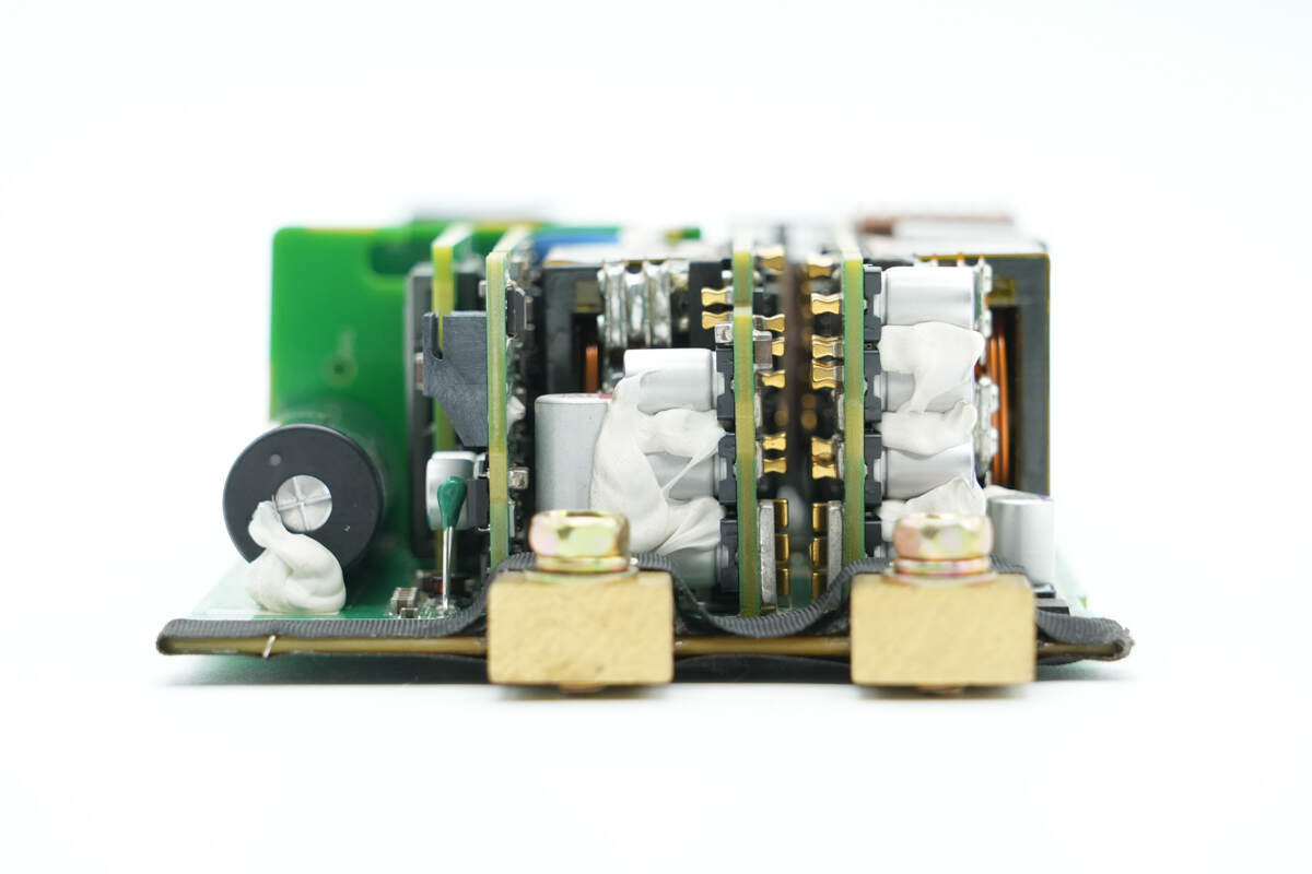 Teardown of xFusion’s FusionWatt 2000W Platinum Server Power Supply-Chargerlab