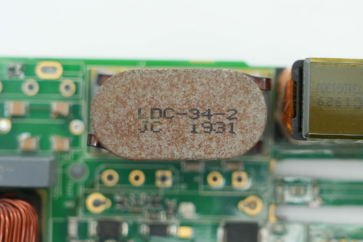 Teardown of xFusion’s FusionWatt 2000W Platinum Server Power Supply-Chargerlab