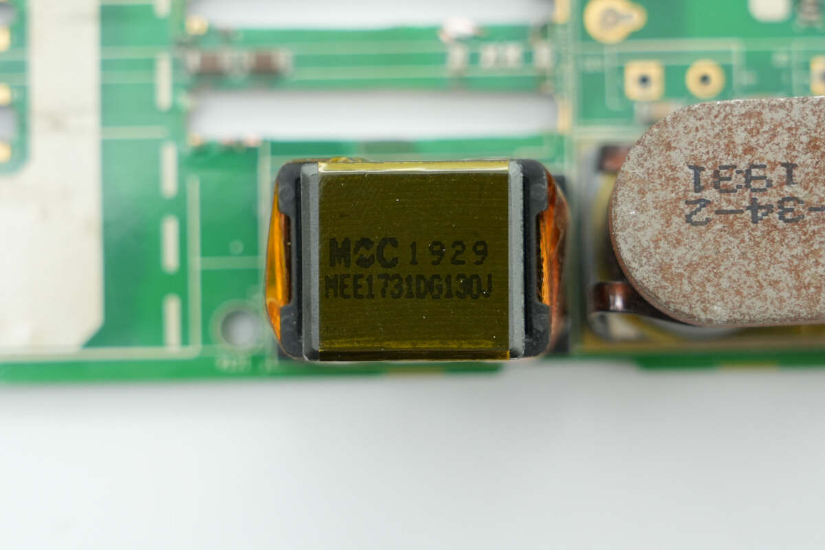 Teardown of xFusion’s FusionWatt 2000W Platinum Server Power Supply-Chargerlab