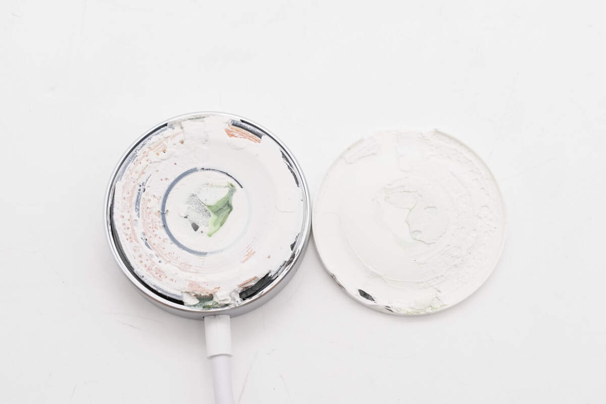 Teardown of Huawei WATCH 2nd-Gen Wireless SuperCharger (CW05)-Chargerlab
