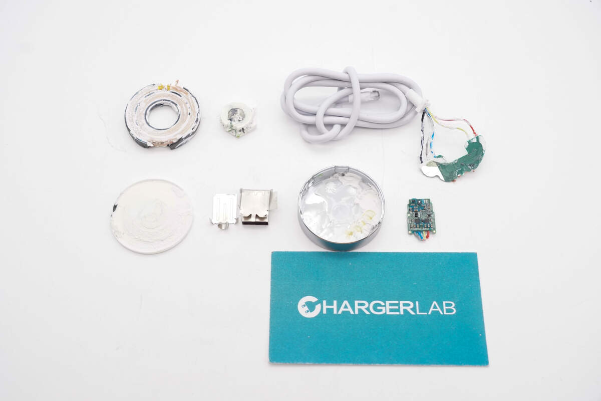 Teardown of Huawei WATCH 2nd-Gen Wireless SuperCharger (CW05)-Chargerlab