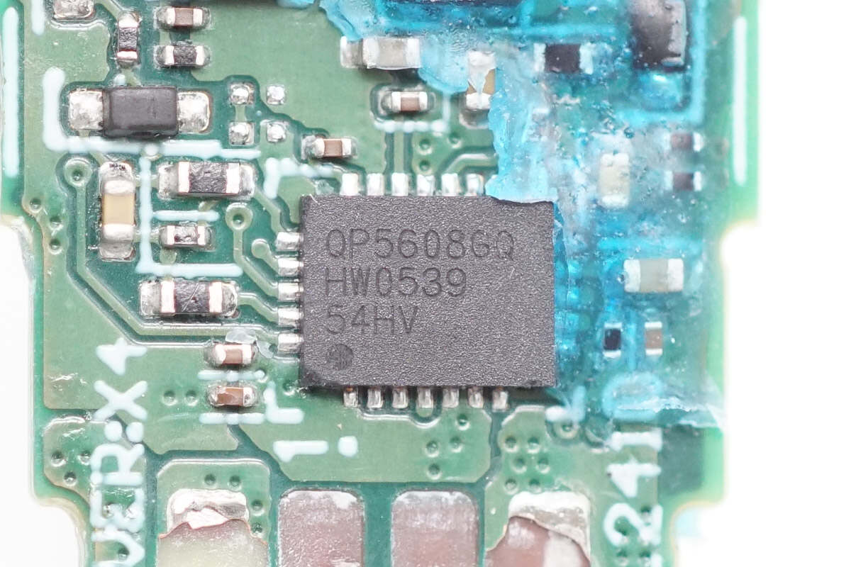Teardown of Huawei WATCH 2nd-Gen Wireless SuperCharger (CW05)-Chargerlab