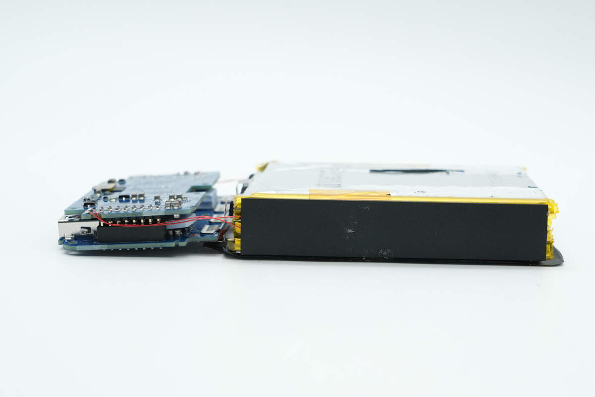 Teardown of CUKTECH 15 Power Bank Air (PB150S)-Chargerlab