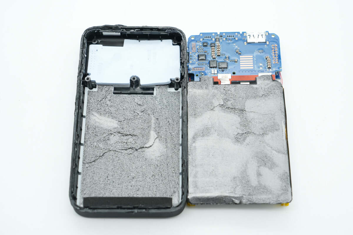 Teardown of CUKTECH 15 Power Bank Air (PB150S)-Chargerlab