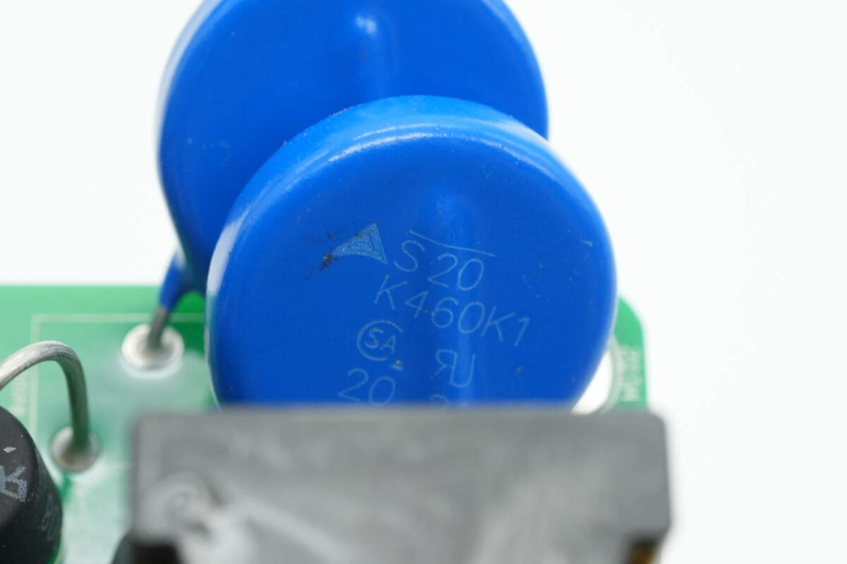 Teardown of HUAWEI 3000W R4850G1 Power Supply Unit-Chargerlab