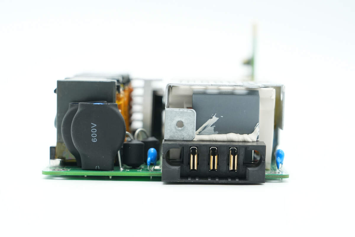 Teardown of HUAWEI 3000W R4850G1 Power Supply Unit-Chargerlab