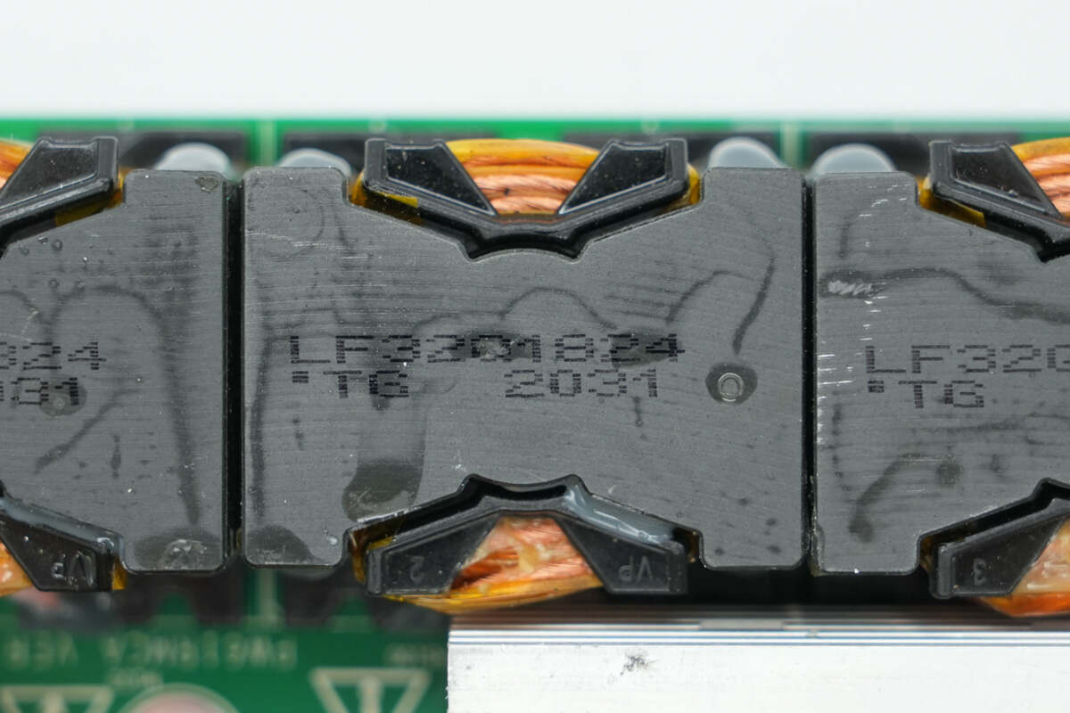 Teardown of HUAWEI 3000W R4850G1 Power Supply Unit-Chargerlab