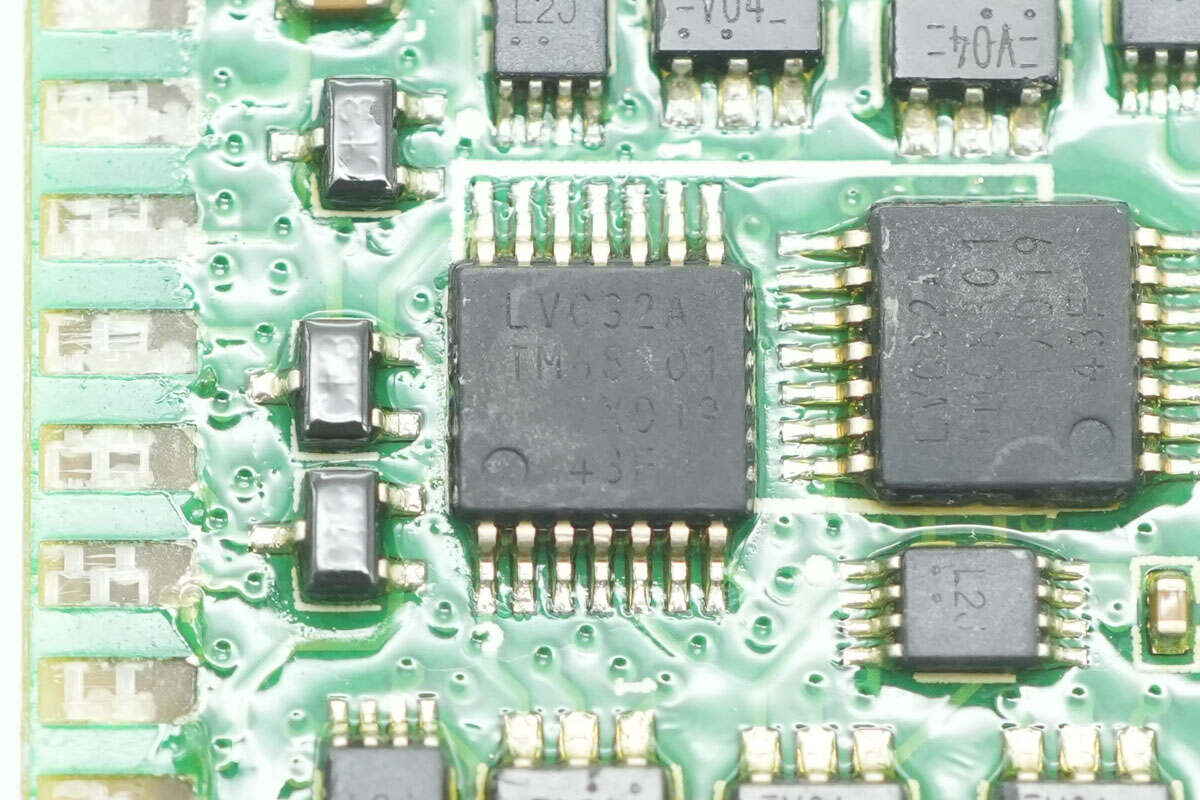 Teardown of HUAWEI 3000W R4850G1 Power Supply Unit-Chargerlab
