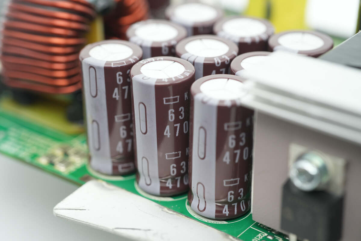 Teardown of HUAWEI 3000W R4850G1 Power Supply Unit-Chargerlab