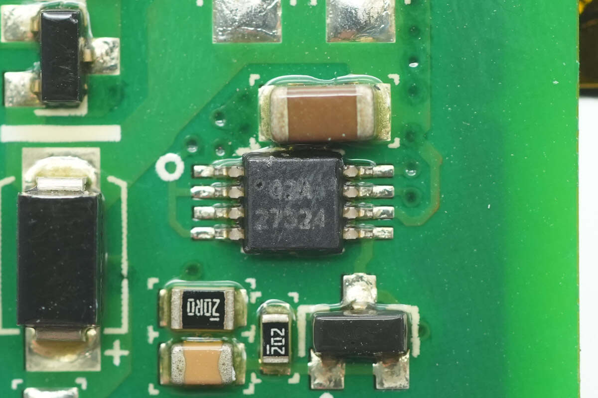 Teardown of HUAWEI 3000W R4850G1 Power Supply Unit-Chargerlab