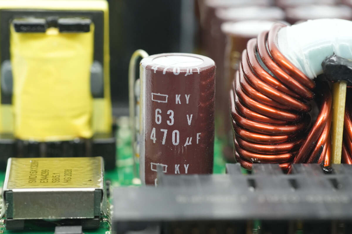 Teardown of HUAWEI 3000W R4850G1 Power Supply Unit-Chargerlab
