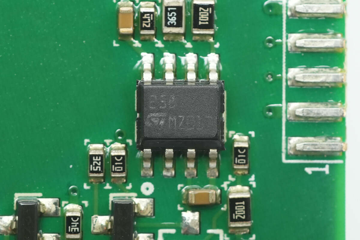 Teardown of HUAWEI 3000W R4850G1 Power Supply Unit-Chargerlab
