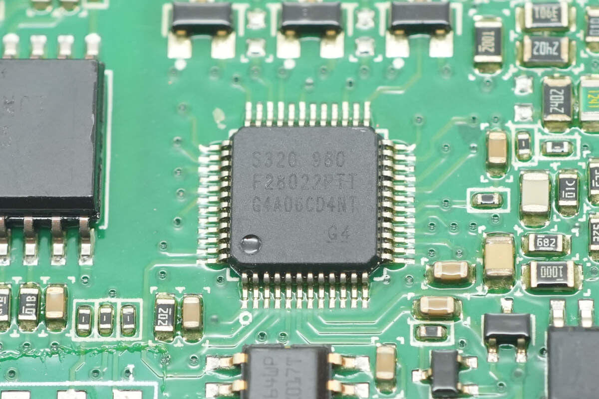 Teardown of HUAWEI 3000W R4850G1 Power Supply Unit-Chargerlab