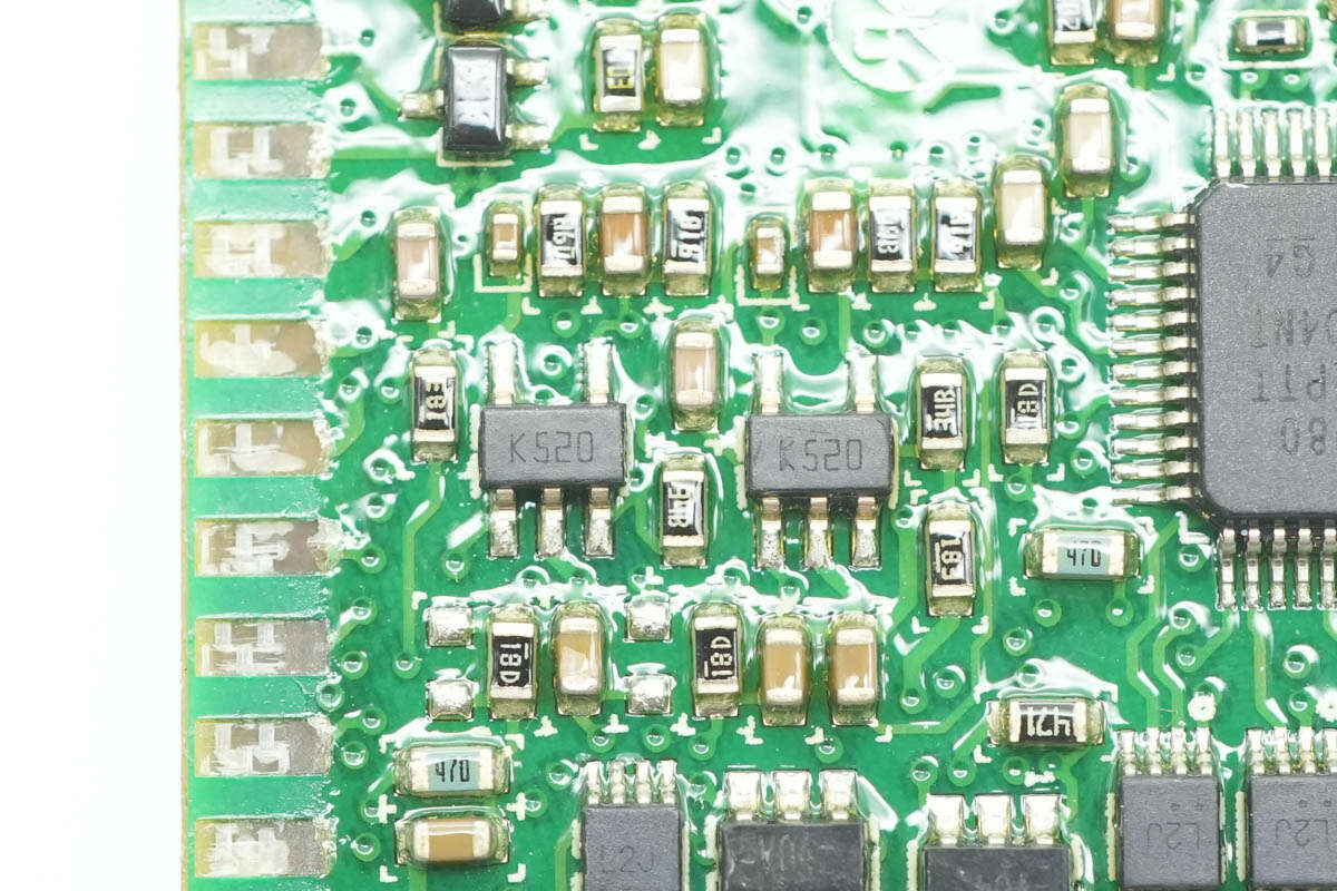 Teardown of HUAWEI 3000W R4850G1 Power Supply Unit-Chargerlab
