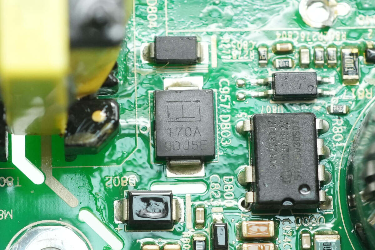 Teardown of HUAWEI 3000W R4850G1 Power Supply Unit-Chargerlab