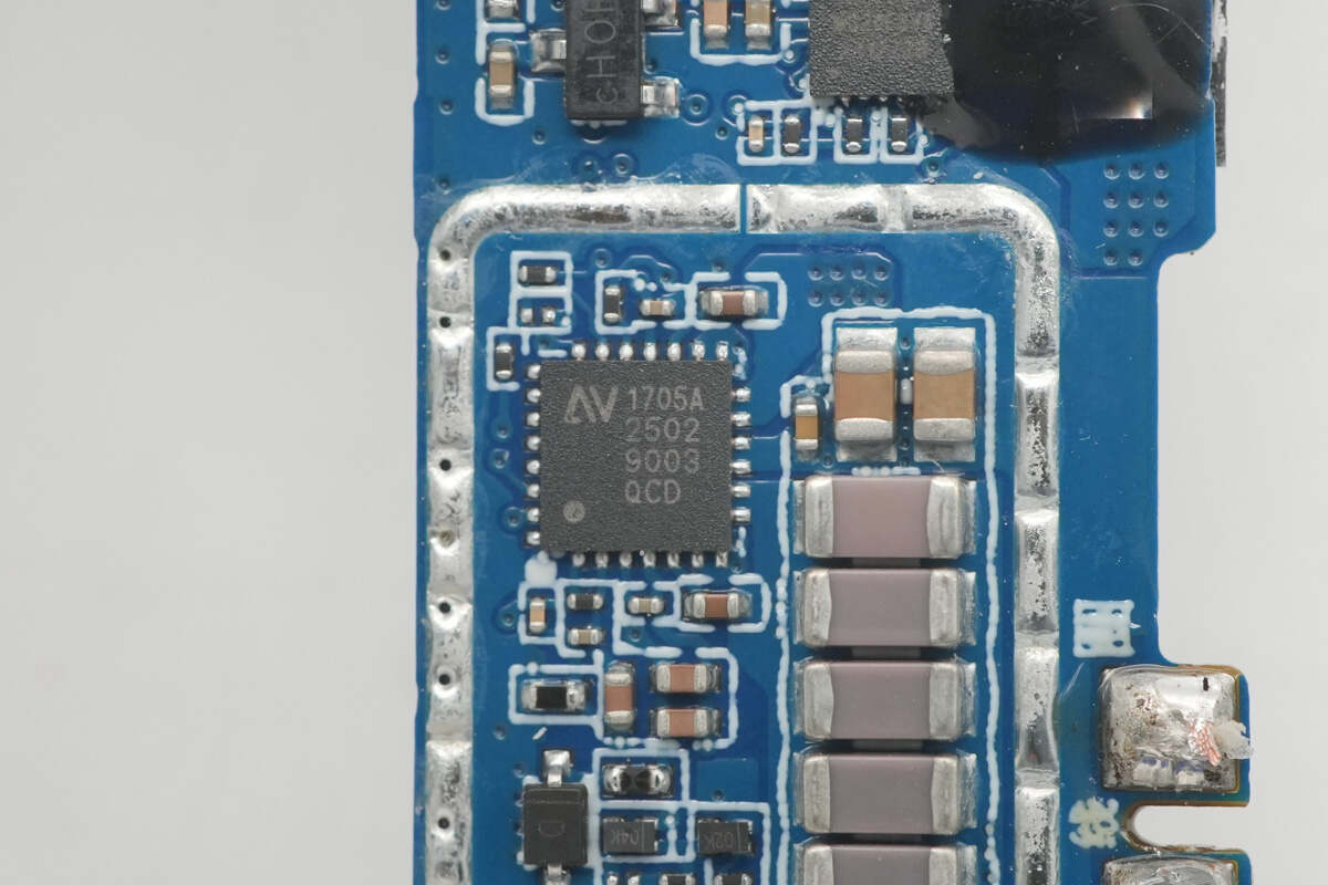 Teardown of Xiaomi 22.5W 5000mAh Magnetic Wireless Power Bank (WPB0507S)-Chargerlab