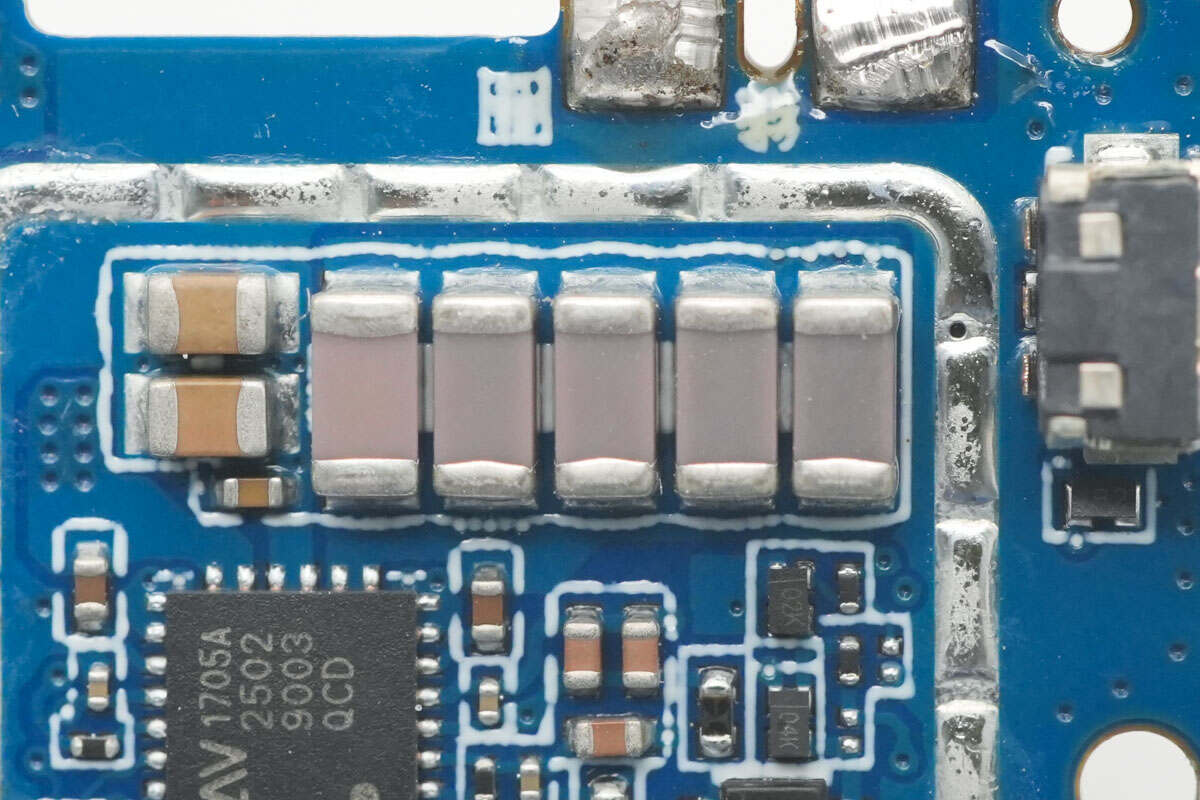 Teardown of Xiaomi 22.5W 5000mAh Magnetic Wireless Power Bank (WPB0507S)-Chargerlab
