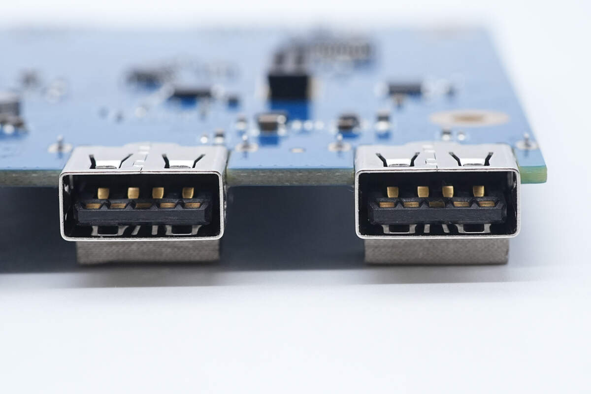 Teardown of UGREEN Revodok Max Thunderbolt 5 Docking Station (U715)-Chargerlab
