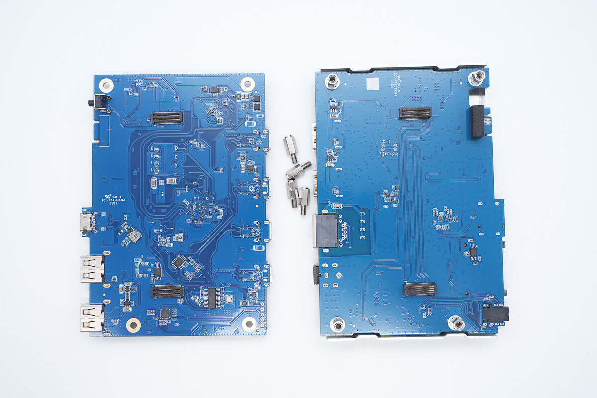 Teardown of UGREEN Revodok Max Thunderbolt 5 Docking Station (U715)-Chargerlab