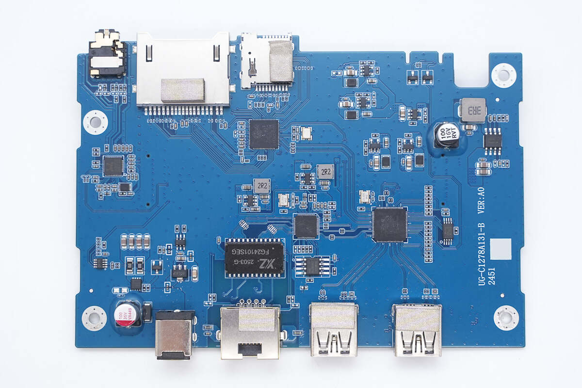 Teardown of UGREEN Revodok Max Thunderbolt 5 Docking Station (U715)-Chargerlab
