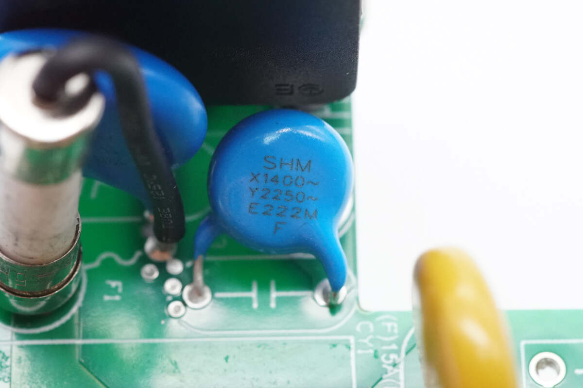 Teardown of Huntkey 2000W 80 PLUS Platinum Switching Power Supply (HK2000B-S1)-Chargerlab