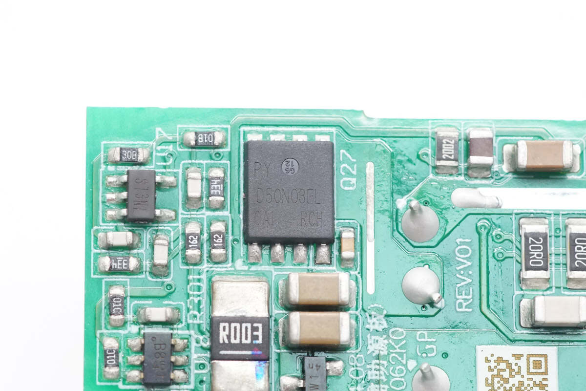 Teardown of Huntkey 2000W 80 PLUS Platinum Switching Power Supply (HK2000B-S1)-Chargerlab