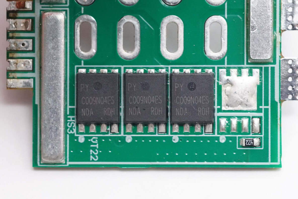 Teardown of Huntkey 2000W 80 PLUS Platinum Switching Power Supply (HK2000B-S1)-Chargerlab