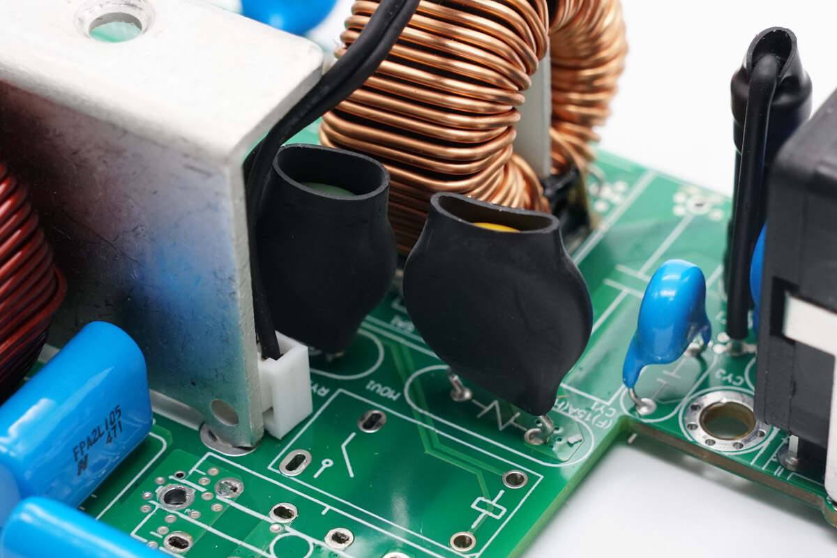 Teardown of Huntkey 2000W 80 PLUS Platinum Switching Power Supply (HK2000B-S1)-Chargerlab