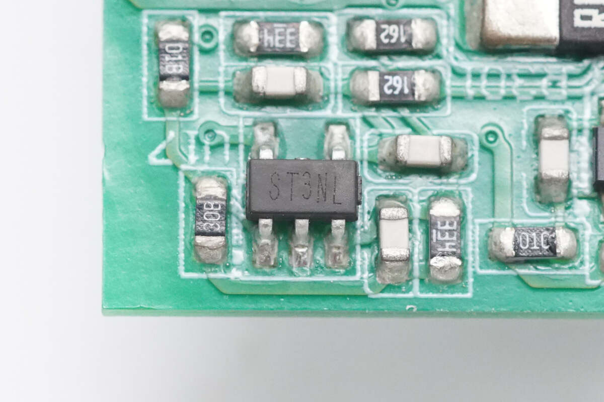 Teardown of Huntkey 2000W 80 PLUS Platinum Switching Power Supply (HK2000B-S1)-Chargerlab
